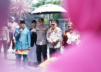 Tradisi Palang Pintu Khas Betawi Iringi Acara Pisah Sambut Kapolda Metro Jaya