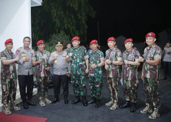 Kapolda Metro Berkunjung Ke Batalyon Infanteri Mekanis 201/Jaya Yudha