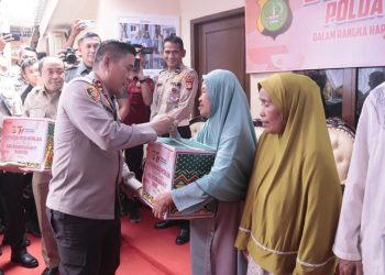HUT Bhayangakara Ke- 77, Polda Metro Adakan Bakti Sosial, Religi, dan Bedah Rumah