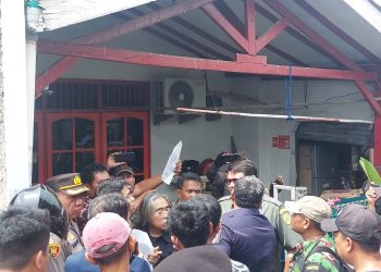 Polsek Bekasi Timur Monitoring dan Pengamanan Eksekusi Pengosongan dan Penyerahan Tanah dan Bangunan oleh Pengadilan Negeri Kota Bekasi