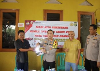 Kapolres Jaksel Melaksanakan SatKamling Di Wilayah Pesanggrahan.