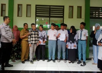 Kanit Binmas Lakukan Problem Solving Terkait Bullying/perundungan yang di lakukan oleh Siswa SMAN 2 Kota Bekasi Terhadap Siswa SDN Kayuringin Jaya 16