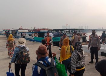 Pengamanan dan Pelayanan Akses Pariwisata Kepulauan Seribu di Dermaga Dishub Kali Adem Pelabuhan Muara Angke