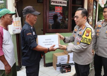 Kapolres Metro Jaksel Melaksanakan Pengecekan Pos Kamling di Setiabudi dan Sosialisasi Pemilu Damai