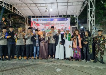 Dir Binmas Polda Metro Jaya Hadiri Isra Mi’raj Istighosah Kebangsaan dan Doa Lintas Agama Menuju Indonesia Damai Dalam Rangka Menjaga Situasi Kamtibmas.