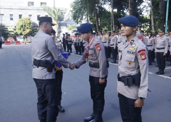 Harumkan Nama Polda Metro Jaya, 2 Personel Sat Brimobda Mendapatkan Penghargaan