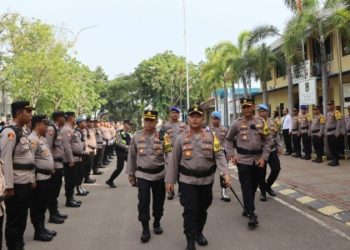 Kapolres Kepulauan Seribu Pimpin Apel Pengecekan Kesiapan Personel Pengamanan TPS Pemilu 2024