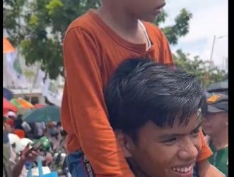 Aksi Terpuji Anggota TIK Polda Metro Jaya di JIS Jadi Viral, Ia Rela Menggendong Anak Yang Kehilangan Orang Tuanya