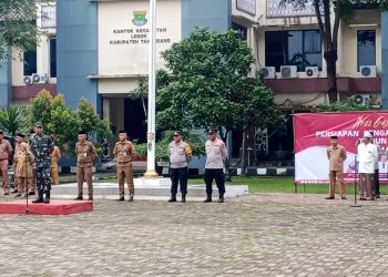 Apel Gabungan dalam Rangka Pengaman Persiapan Pengamanan Pemilihan Umum 2024 di Kecamatan Legok