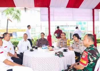 Kapolres bersama Dandim patroli bersama amankan pemungutan suara di TPS khusus di Wilayah Jakarta Timur