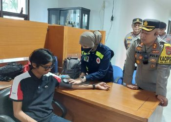 Kapolres Kepulauan Seribu AKBP Jarot Sungkowo Pastikan Rekapitulasi Suara Pemilu 2024 Berjalan Lancar dan Kesehatan petugas Tetap Prima