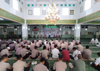 Wakapolres AKBP Dedy S.I.K, M.H, Hadiri Peringatan Isra Mi’raj di Masjid Nur Abu Wizar