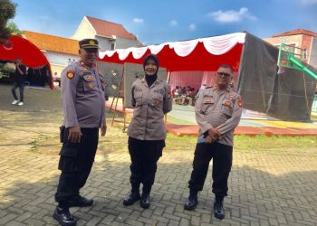 Polsek Jagakarsa melaksanakan giat harkamtibmas diarea gudang logistik pemilu Kecamatan Jagakarsa
