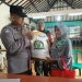 Babhinkamtibmas Polsek Ciputat Timur Amankan Pendistribusian Bantuan Pangan di Kelurahan Sawah Baru
