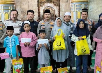 Peringati Hari Pers Nasional, Polsek Pesanggrahan Bersama Pokja Wartawan Jakarta Selatan Gelar Aksi Berbagi untuk Warga