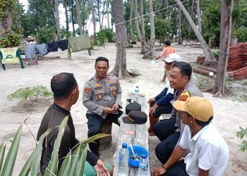 Kapolsek Kepulauan Seribu Utara Ajak Warga Pulau Kayu Angin Putri Jaga Kamtibmas Pasca Pemilu 2024
