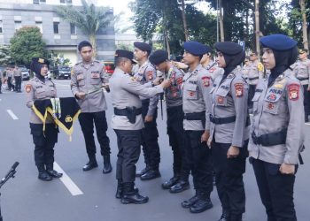 Juarai Taekwondo Kapolri Cup 2024, Kapolda Metro Jaya Beri Penghargaan Kepada 23 Personel