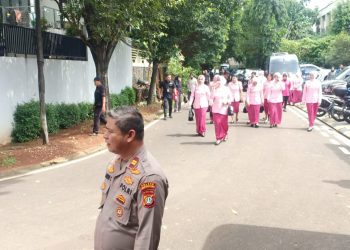 Kunjungan Anjangsana Ibu Ketua Bhayangkari Cabang Metro JakSel mendampingi Ibu Ketua Umum Bhayangkari Kediaman Ibu Henny Sutanto