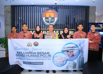 Kadiv Humas Polri Beri Reward Umroh Kepada Anggota