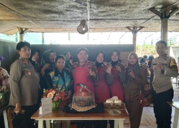 Bhabinkamtibmas Pondok Jagung Pantau Lomba Pecak Nila Piala Walikota Tangsel