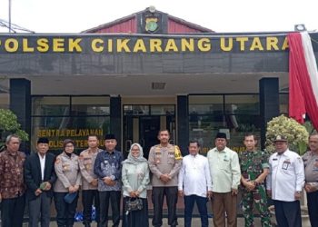 Kapolres Metro Bekasi Resmikan Perubahan Nama Polsek Cikarang