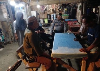 Patroli Malam Dialogis Polsek Kepulauan Seribu Utara Ajakan jaga Kamtibmas dan Pencegahan Hoax