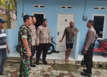 Sinergitas TNI Polri Bhabinkamtibmas dan Babinsa mediasi masalah warga dengan Problem solving