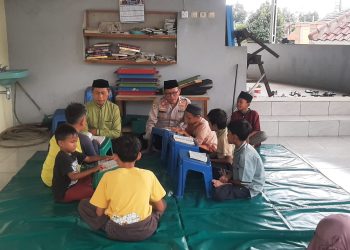 Polsek Cikarang Timur Menggelar Kegiatan Tadarus Al-Qur’an untuk Memeriahkan Bulan Ramadhan dan Meningkatkan Keimanan Personel