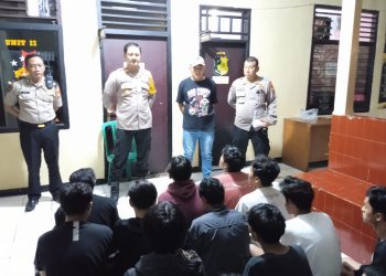 Kapolsek beri Pembinaan kepada pelaku balap liar di Pasar Rebo