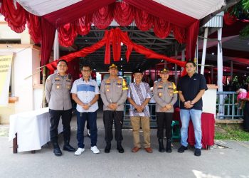 Kapolres Metro Bekasi Turun Langsung Amankan Peringatan Jumat Agung Di Gereja Trinitas Cikarang