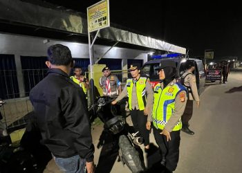 Tingkatkan Keamanan Extra, Polwan Polres Metro Bekasi Laksanakan OKJ