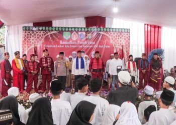 Kapolres Metro Jakarta Timur hadiri pelantikan Laskar Adat Betawi dan berikan pelayanan kesehatan sebagai Bentuk kebersamaan guna jalin silaturahmi