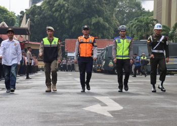 Apel Gelar Pasukan Operasi Kepolisian Terpusat Ketupat Jaya-2024 Dalam Rangka Pengamanan Hari Raya Idul Fitri 1445 H Polres Metro Jakarta Selatan