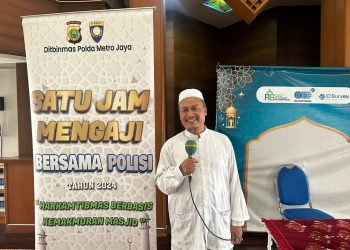 Program Satu Jam Mengaji Bersama Polisi Ditbinmas Polda Metro Jaya Di Masjid Al-Hakim