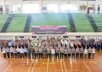 Polrestro Jaktim laksanakan Apel Gelar Pasukan Operasi Kepolisian Terpusat Ketupat Jaya 2024 dalam rangka Hari Raya Idul Fitri 1445 H/2024