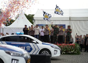 Tindaklanjuti Arahan Presiden, Kapolri Lepas Mudik Gratis Polri Presisi