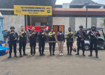 Dalam Ops Ketupat Jaya 2024, Si Dokkes Polrestro Jaktim berikan pelayanan kesehatan ke Pospam