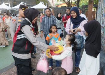 285 Personil Gabungan Amankan Lokasi Wisata Taman Margasatwa Ragunan Libur Lebaran