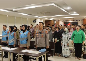 Polres Metro Jakarta Barat Gelar Penandatanganan Pakta Integritas Dan Pengambilan Sumpah Calon Anggota Polri T.A. 2024