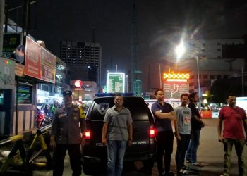 Antisipasi Kejahatan Saat Jam Pulang Kerja, Polsek Metro Tamansari Gelar Strong Point