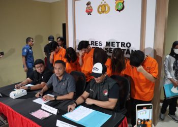 Selebgram Wanita CC Bersama 5 Rekannya Diamankan Satresnarkoba Polres Metro Jakarta Selatan Terkait Narkoba