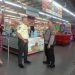 Bhabinkamtibmas Ciputat Timur Sambang Serta Jalin Kerjasama dengan Satpam Supermarket