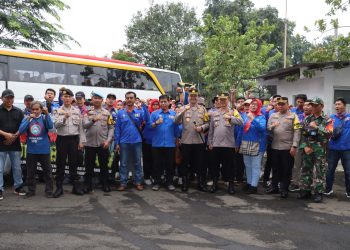 Kapolres Metro Depok Pimpin Langsung Pengamanan Hari Buruh di Kota Depok