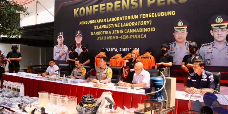 Foto : Pengungkapan Kasus Narkotika