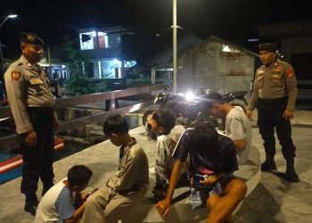 Patroli Malam “Perintis Presisi” Polsek Kepulauan Seribu Utara  Patroli Sambang untuk Antisipasi Gangguan Kamtibmas di Pulau Pramuka