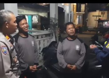 Kanit Binmas AKP Irawan Junaedi Sambang Warga Di RW 08 Pegangsaan