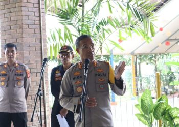Kapolres Metro Jaktim Hadiri Dalam Rangka Pengukuhan Pengurus FKPM (Forum Kemitraan Polisi Masyarakat)
