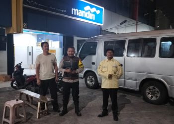 Bhabinkamtibmas Kelurahan Duri Pulo Sambangi Warga Binaannya di Pos Keamanan Komplek JIP Duri Pulo