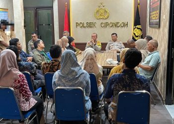 Aksi Tawuran Dibubarkan oleh Polsek Cipondoh dan Masyarakat, Selanjutnya Dilaksanakan Pembinaan Terhadap Pelajar dan Orang Tua