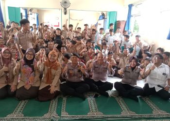 Police Goes To School: Polsek Pondok Aren Edukasi Sejak Dini Kepada Pelajar